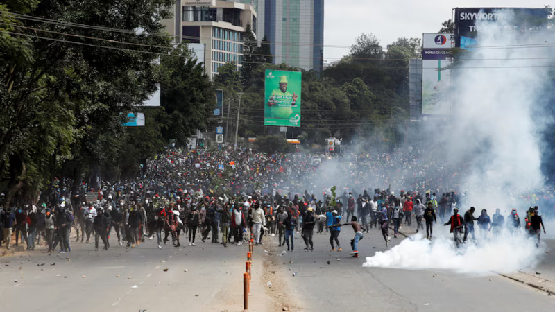 ÇEVR | Kenya'daki finans yasas kart protestolar anlamak
